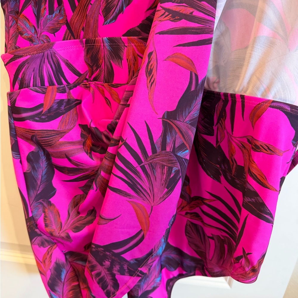 Torrid hot pink swimsuit dress - Picture 4 of 5